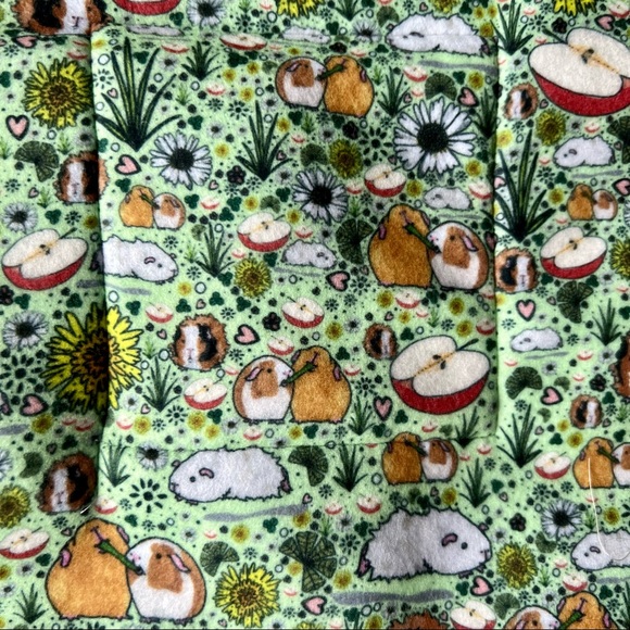 Guinea Pig Piddle Pads Lot 2 Sunflower Fleece Reusable Washable 11” square Buns - Picture 3 of 5
